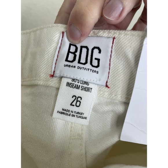 Urban Outfitters BDG 26 90s Denim Shorts Cream High Rise Cotton Distressed NWT - Picture 7 of 11